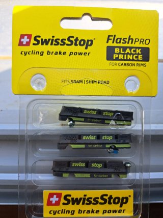 Zapatas SwissStop FlashPRO Black Prince