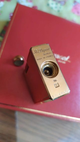 Mechero Dupont vintage de Colección,chapado en oro