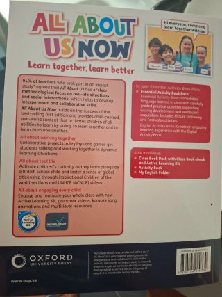 All about Us Now 2 Activity Book Essential (Spain)