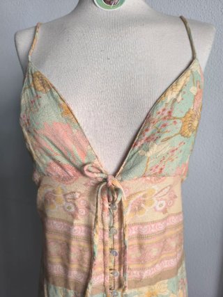 Vestido midi romántico floral