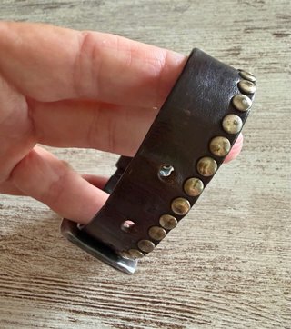 Pulsera Cuero UNO de 50 Tachas