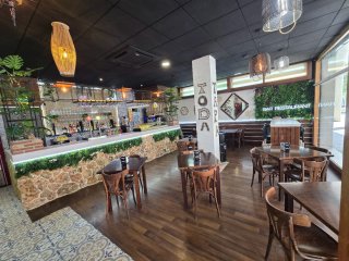 SE TRASPASA BAR-RESTAURANTE!