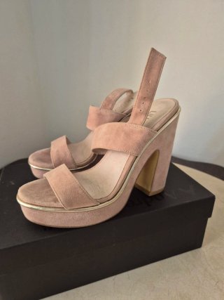 Scarpe col tacco in pelle Liu Jo