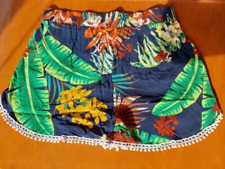 Shorts playeros mujer estampado floral