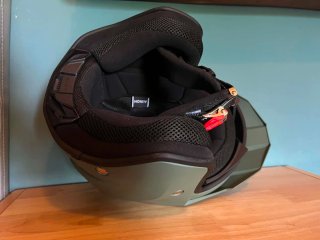 Casco tipo Jet Airoh Kombakt Verde Mate T- M Nuevo