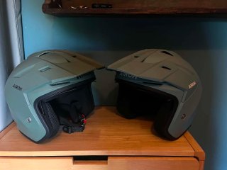 Casco tipo Jet Airoh Kombakt Verde Mate T- M Nuevo