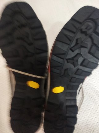 Botas Asolo 6B+ Automáticas