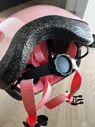 Casco rosa Btwin para niña