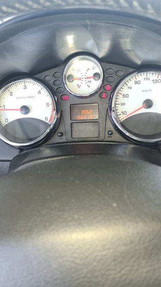 Peugeot 207 2012
