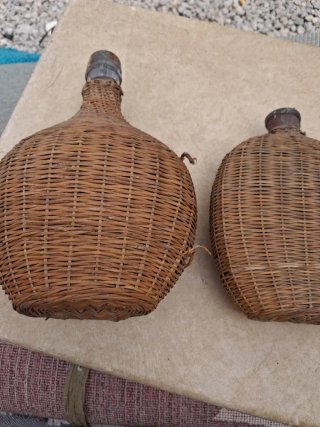 2 Botellas Antiguas Mimbre