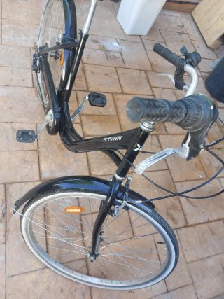 Bicicleta Paseo B.TWIN Negra