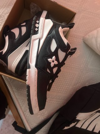 Zapatillas Louis Vuitton Negras y Blancas
