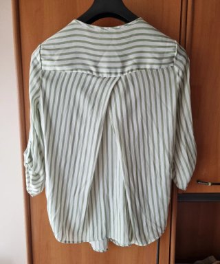 Camicia Stradivarius righe verdi e bianche