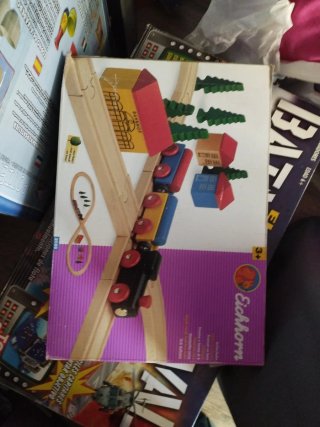 Juegos de mesa + carrito para muñecos