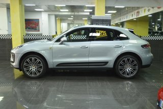 Porsche Macan 11/2021