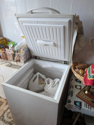 VACÍO de PISO..Frigorífico,lavadora Balay
