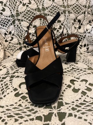 Sandalias Daniela Vega Negras