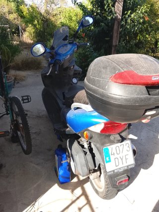 Kymco Bet&win Azul Scooter