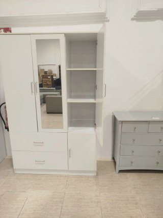 Armario 3 puertas blanco con espejo