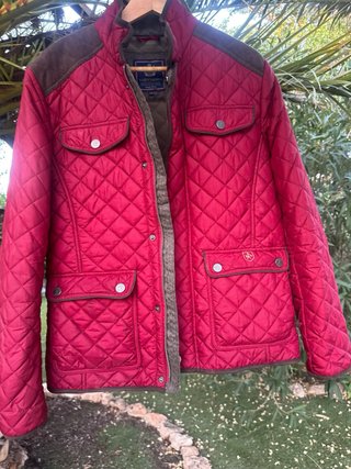 Abrigo marca Valecuatro