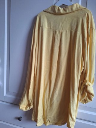 Camisa oversize amarilla talla U