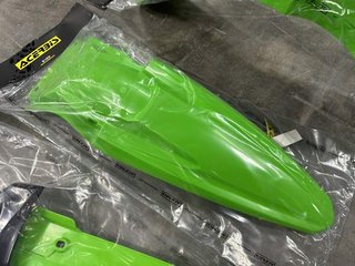 KIT PLASTICOS ACERBIS KAWASAKI KX250F 2018‑2024