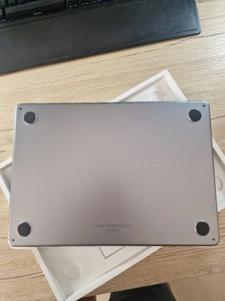Apple MacBook Air M2 13 Gris Espacial