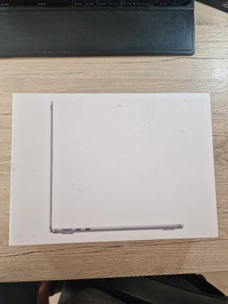 Apple MacBook Air M2 13 Gris Espacial
