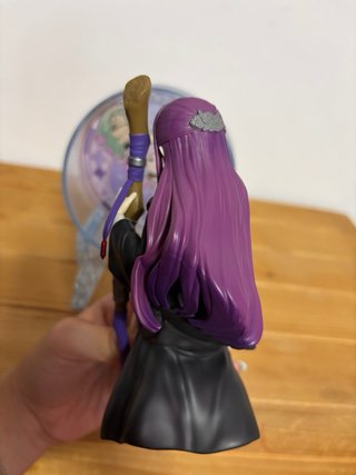 Fern Frieren Figure Originale