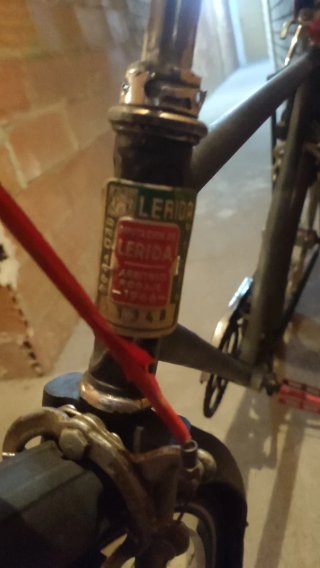 Bicicleta Clásica Modificada Roja y Negra