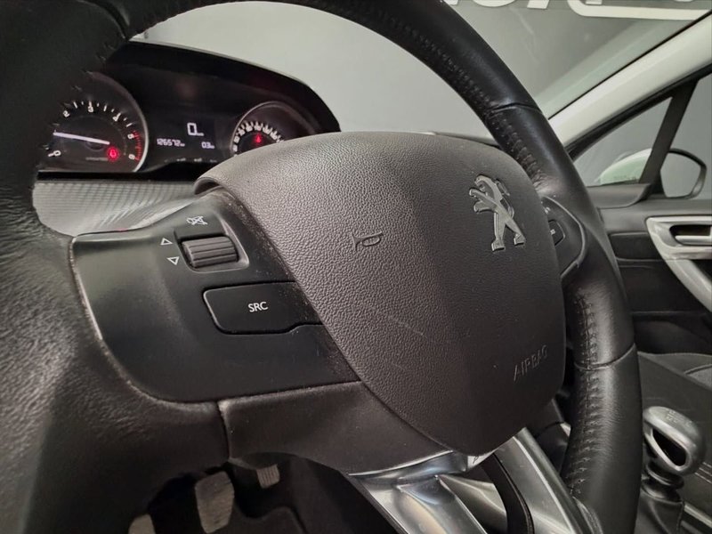 Peugeot 2008 2018, foto 11