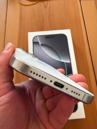 iPhone 16 Pro Max 256GB Plata con factura