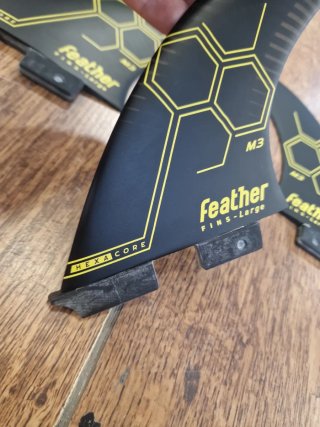 Quillas Feather M3 Talla L (75-90kg)