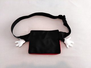 PRECIOSA RIÑONERA MICKEY X ZARA