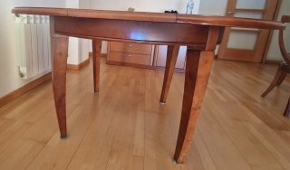 Mesa de comedor extensible de madera
