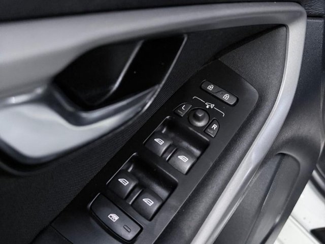 VOLVO V40 2.0 D2 Momentum
