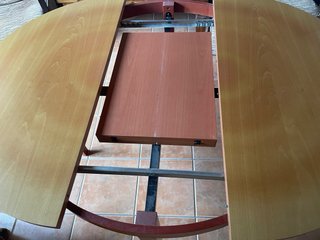 Mesa redonda extensible madera y 4 sillas a juego