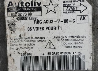 Peugeot 1158482 9650136980 centralita airbag 206
