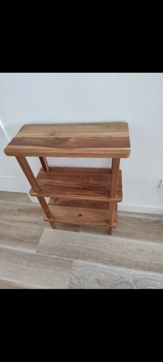 Estantería de madera Acacia