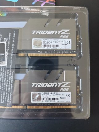 G.SKILL Trident Z RGB DDR4 32GB (4x8GB) 3200MHz