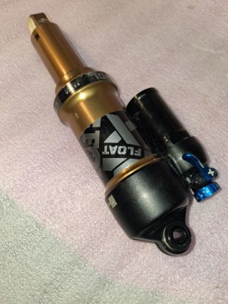Amortiguador Fox Float x 210mm