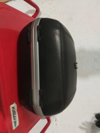 Soporte y maleta Givi Yamaha Fz6