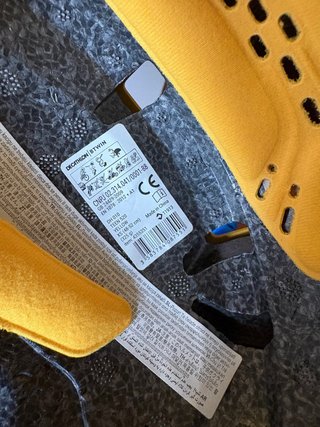 Patines Spiderman y Casco Amarillo