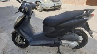 Honda Dylan 125 Scooter Negra