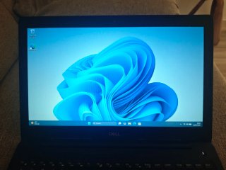 ​Portátil Dell Latitude 3590 | Intel i5 | 256GB