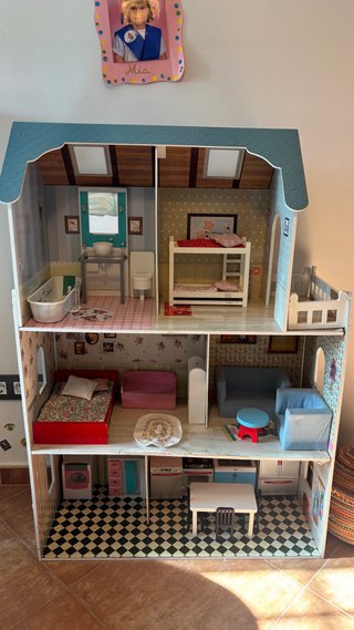 Casa de muñecas grande de madera Con muebles