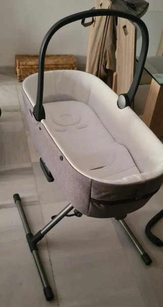 Silla de bebé/capazo gris De la marca INGLESINA
