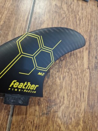 Quillas Feather M2 talla M( 65-80kg)