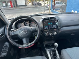 Toyota RAV4 2005