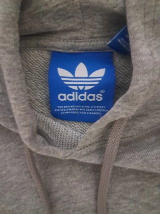 Sudadera Adidas Gris con Diseño de Zapatilla